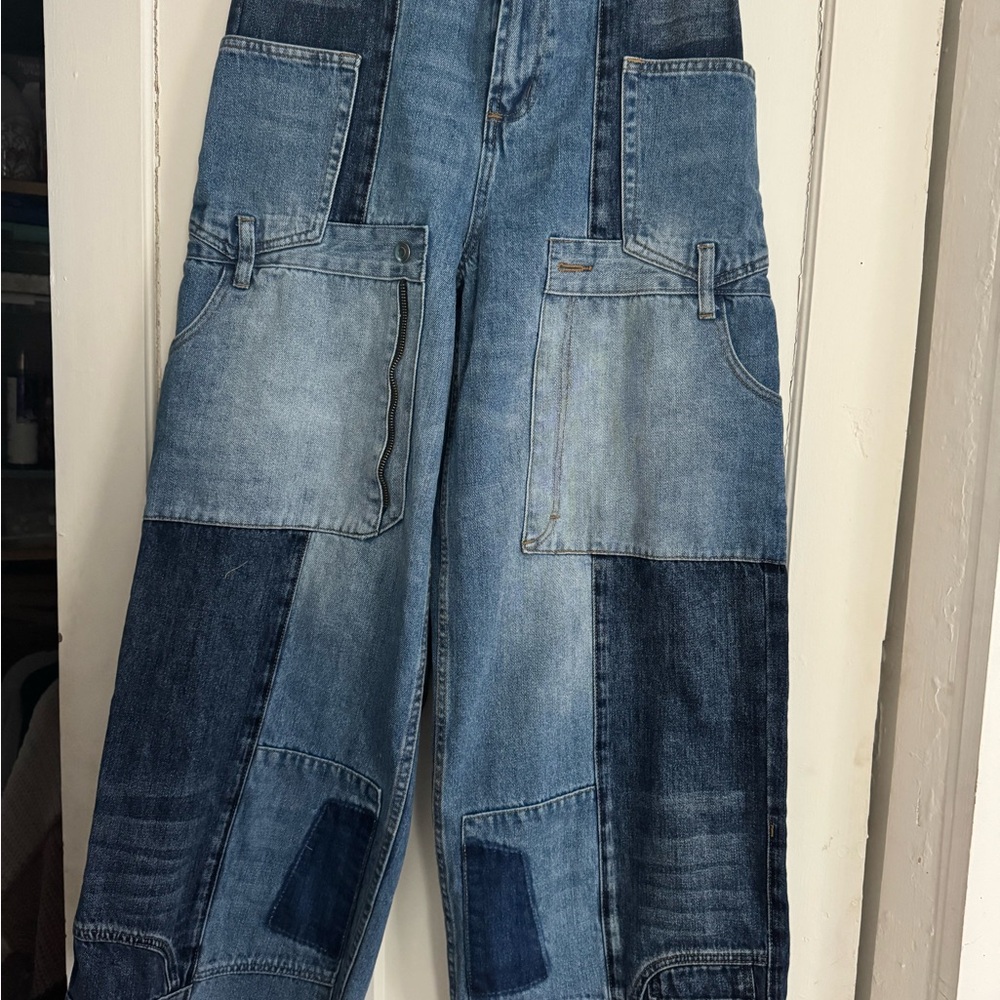 Oli & Hali Upside-Down Wide-Leg Jeans in Light & Dark Blue size Large - Picture 12 of 12